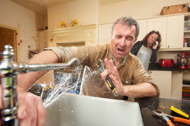 Best Water damage restoration services  in Dunkirk, IN